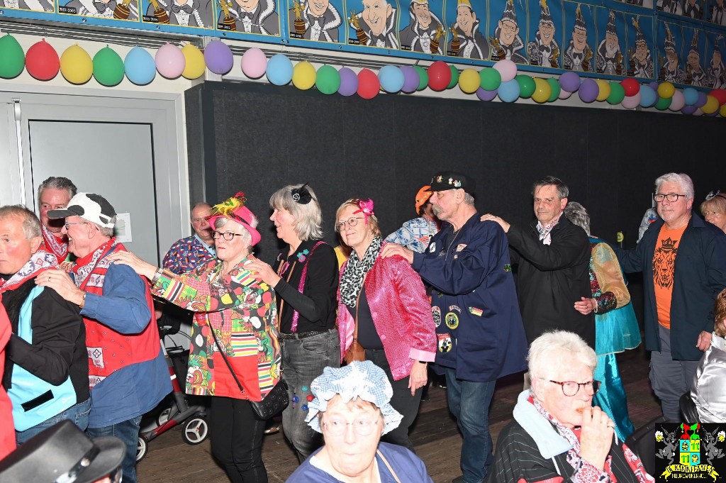../Images/Senioren carnaval 2024 325.jpg